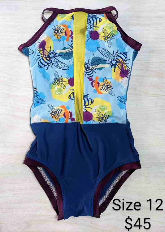 Size 12- Bee Leo