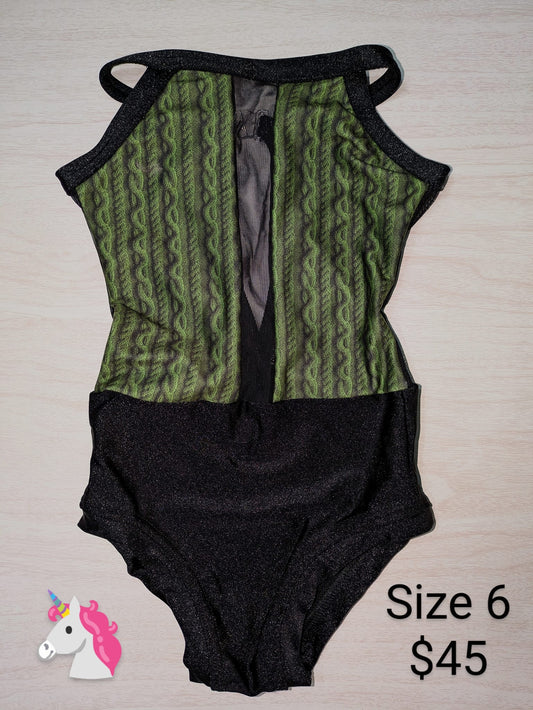 Size 6- Sweater Leo