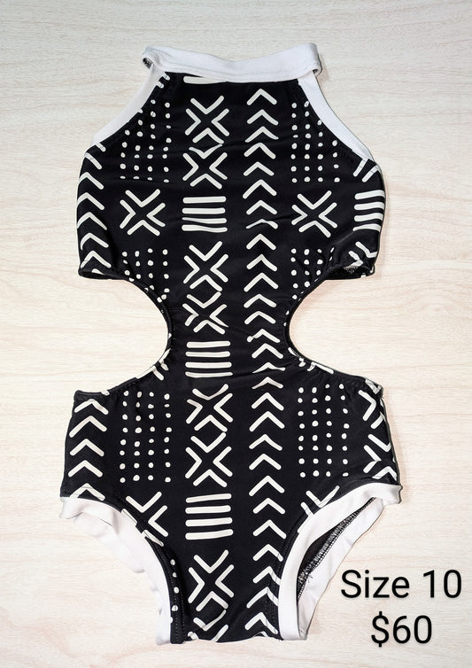 Size 10- Mudcloth Leo