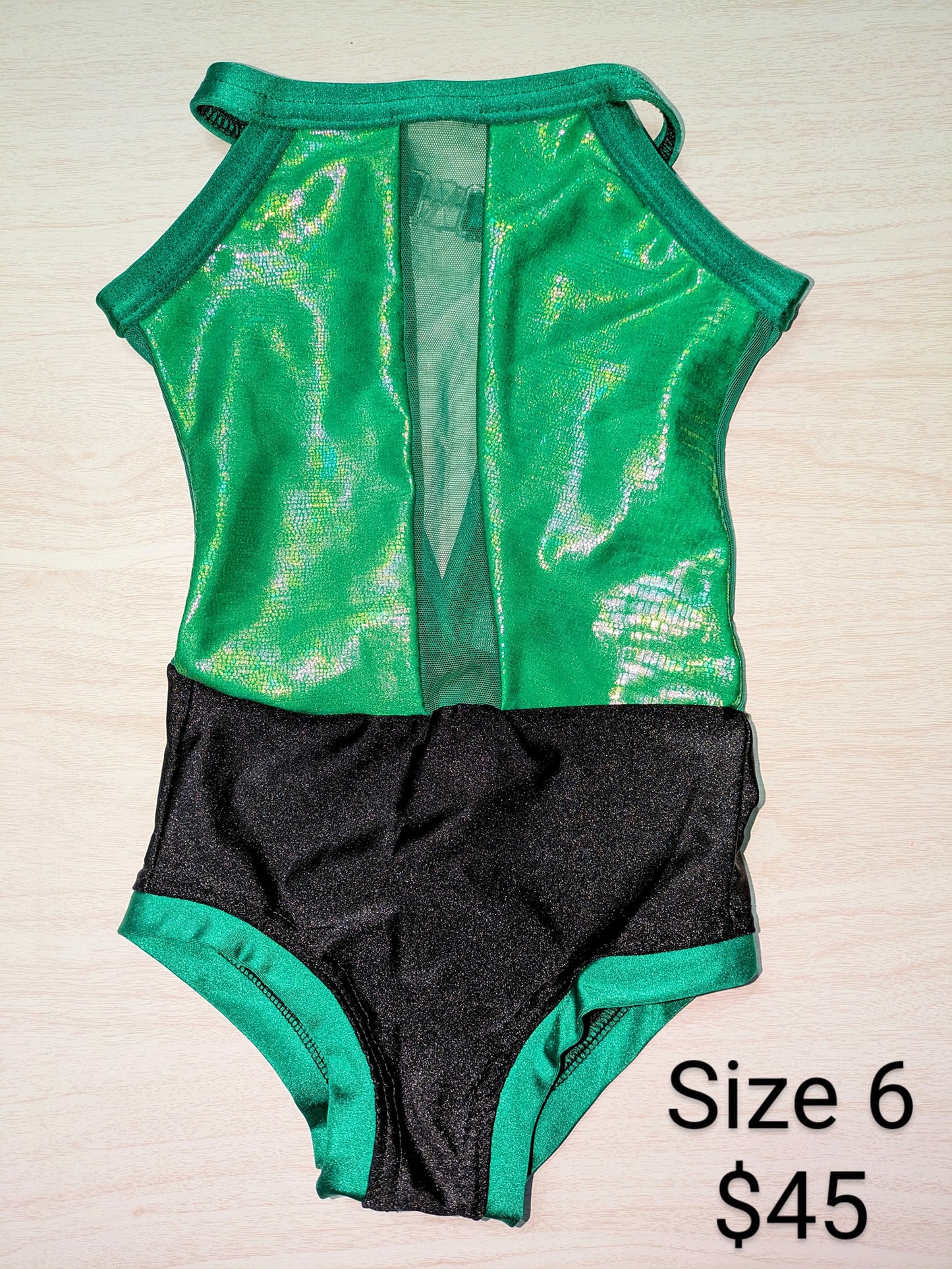 Size 6- Green Scales Leo